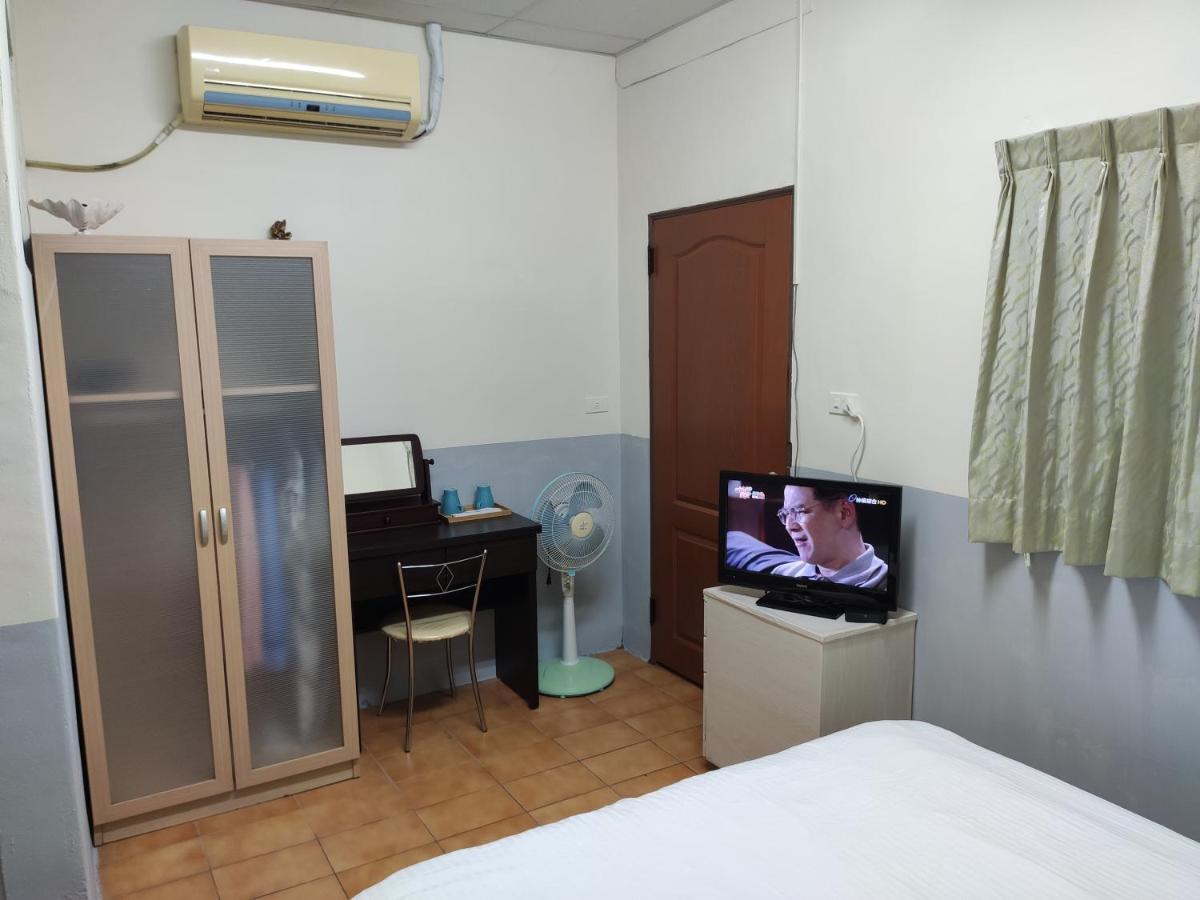 Papa Bear'S Guesthouse Тайджун Стая снимка