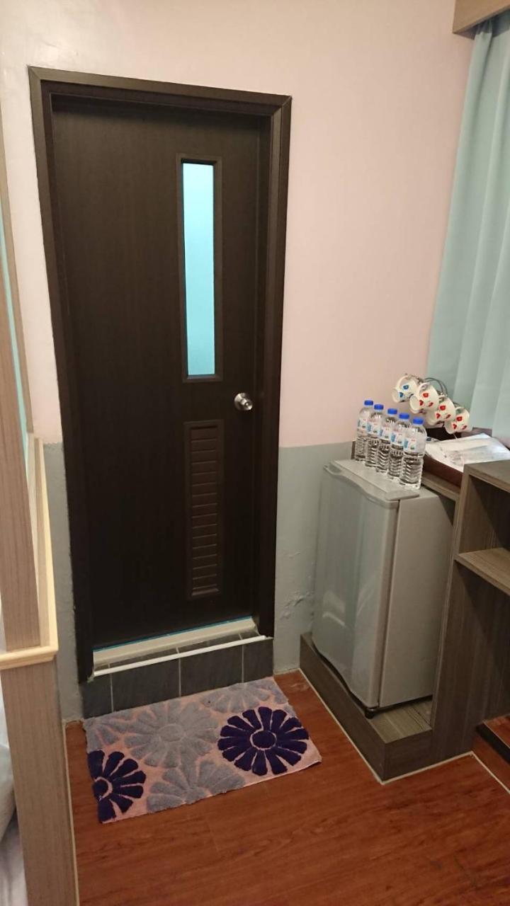 Papa Bear'S Guesthouse Тайджун Екстериор снимка